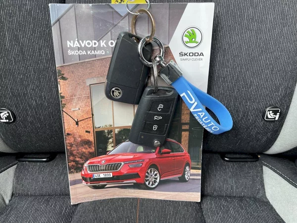 Škoda Kamiq 1.0 TSI 81 kW DSG Style Plus - foto 32