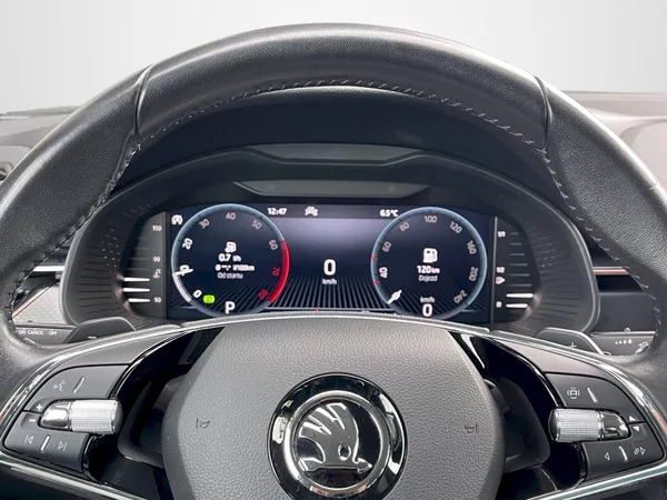 Škoda Kamiq 1.0 TSI 81 kW DSG Style Plus - foto 9