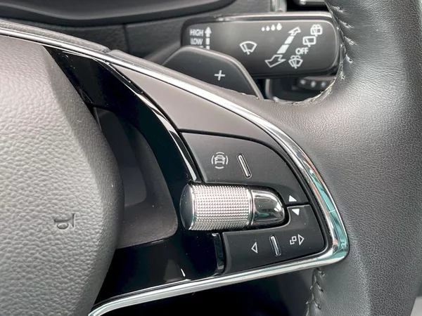 Škoda Karoq 1.5 TSI 110kW DSG Style Plus - foto 10