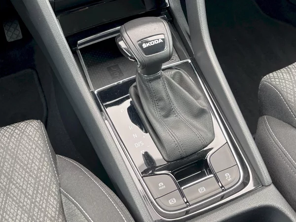 Škoda Karoq 1.5 TSI 110kW DSG Style Plus - foto 12