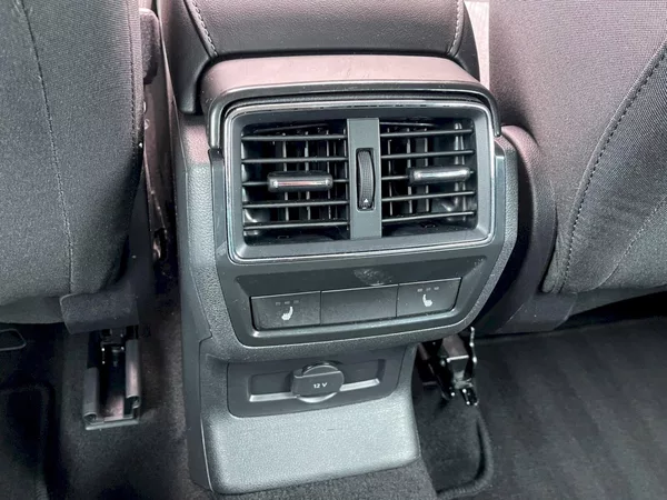 Škoda Karoq 1.5 TSI 110kW DSG Style Plus - foto 24