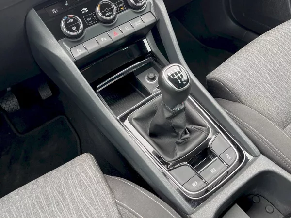 Škoda Karoq 1.6 TDI 85 kW Style Plus - foto 13