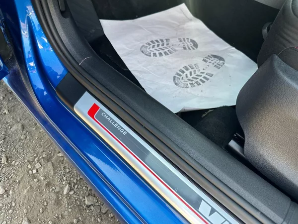 Škoda Octavia RS 2,0TDI 135Kw Challenge - foto 10