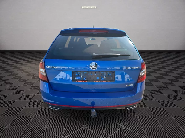 Škoda Octavia RS 2,0TDI 135Kw Challenge - foto 6