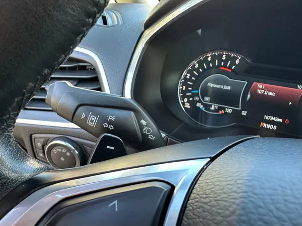 Ford S-MAX 2,0TDCI154kw Bi-Turbo Titanium - foto 23