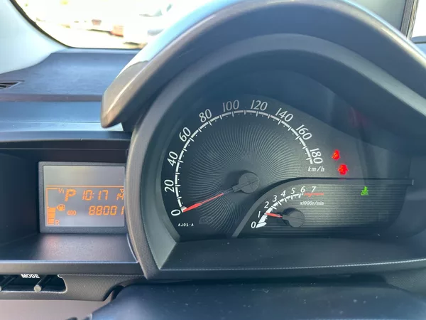 Toyota iQ 1,0 50Kw Automat - foto 15