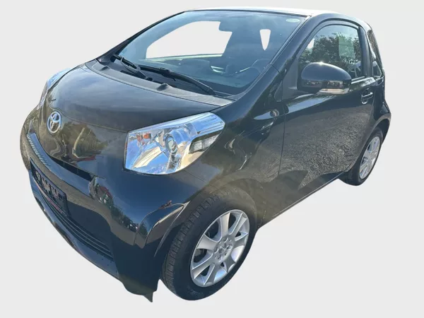 Toyota iQ 1,0 50Kw Automat - foto 3