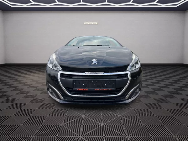 Peugeot 208 1,2 61kw - foto 2