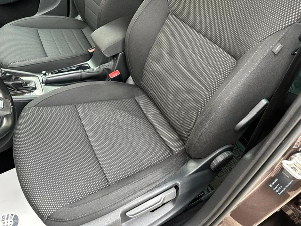 Škoda Octavia Scout 2.0Tdi 135Kw DSG - foto 17