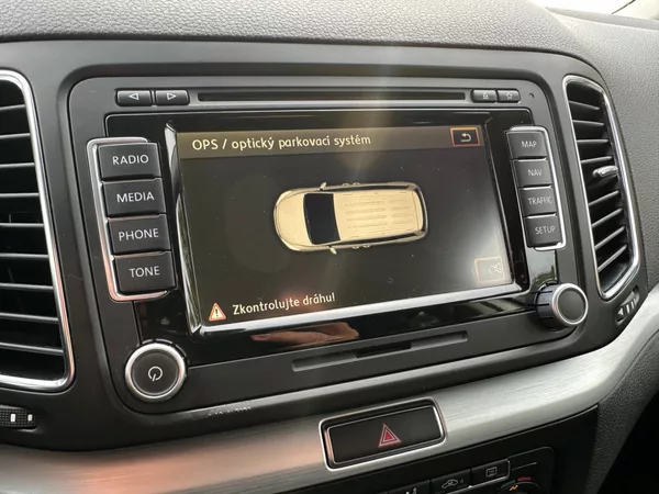 Volkswagen Sharan 2.0Tdi 125kw DSG Highline - foto 21