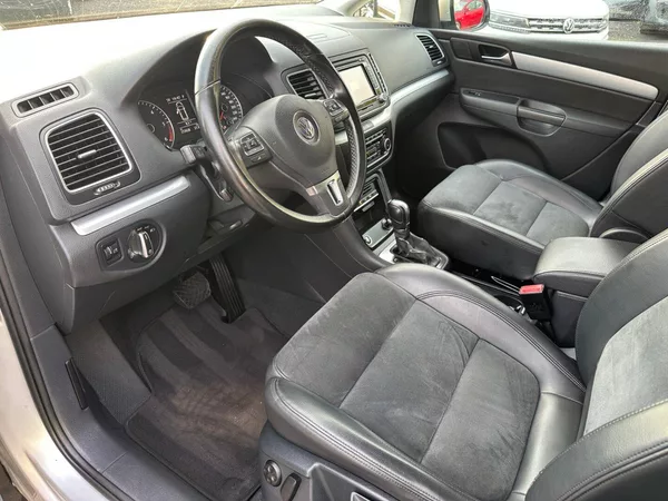 Volkswagen Sharan 2.0Tdi 125kw DSG Highline - foto 9