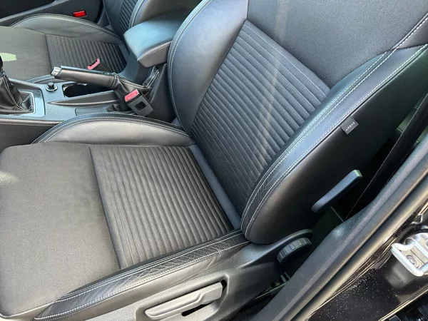 Škoda Octavia RS 2,0TDI 135Kw - foto 16