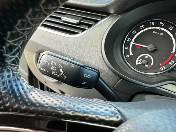 Škoda Octavia RS 2,0TDI 135Kw - foto 18