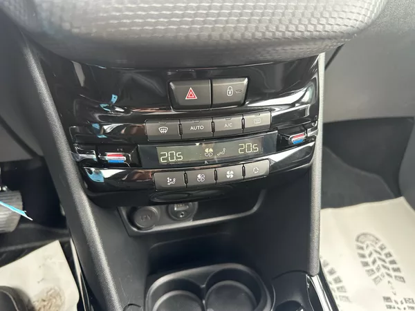 Peugeot 2008 1.2T 81kw Allure - foto 18