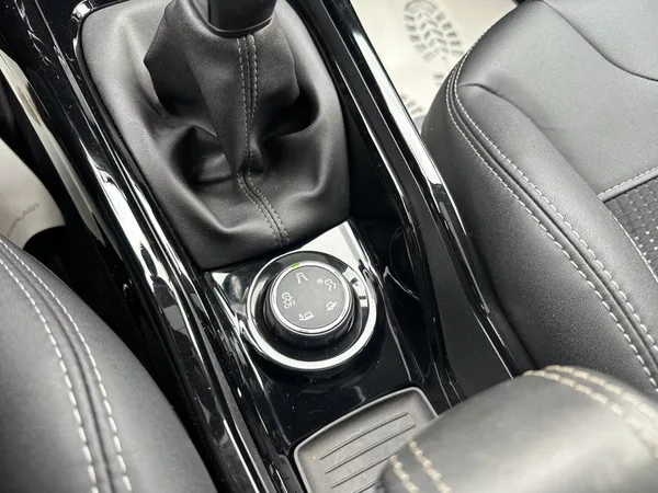 Peugeot 2008 1.2T 81kw Allure - foto 19