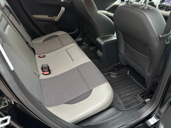 Peugeot 2008 Allure 1.6Hdi 88kw - foto 12