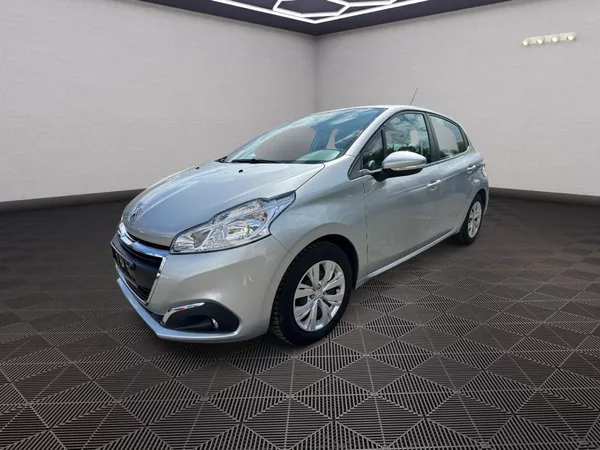 Peugeot 208 1.2i 60kw