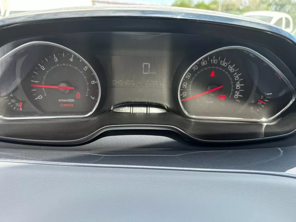 Peugeot 208 1.2i 60kw - foto 17