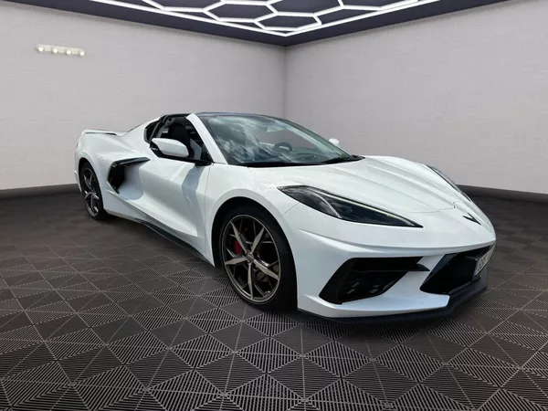 Chevrolet Corvette C8 Stingray 6.2 V8 354kW Targa