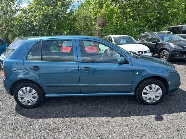 Škoda Fabia 1.4i 55Kw - foto 8