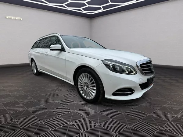 Mercedes-Benz Třídy E 350CDI 4Matic Elegance