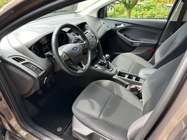 Ford Focus 1.0Ecoboost 74kw Business - foto 13
