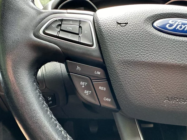 Ford Focus 1.0Ecoboost 74kw Business - foto 21