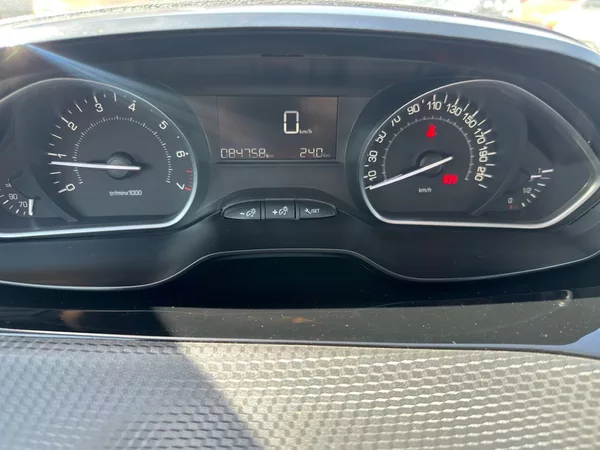 Peugeot 208 Style - foto 16