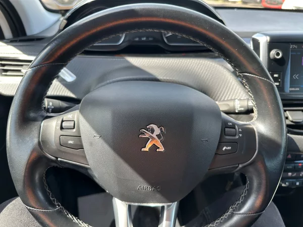 Peugeot 208 Style - foto 17