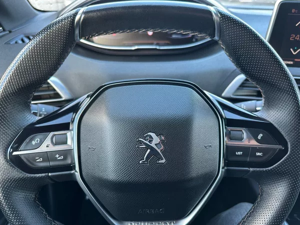 Peugeot 3008 2.0Hdi 110kw GT-Line - foto 22