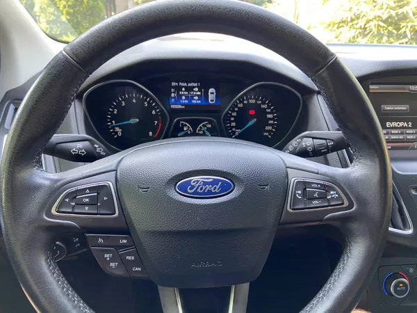Ford Focus 1.0 Ecoboost 92kw - foto 24