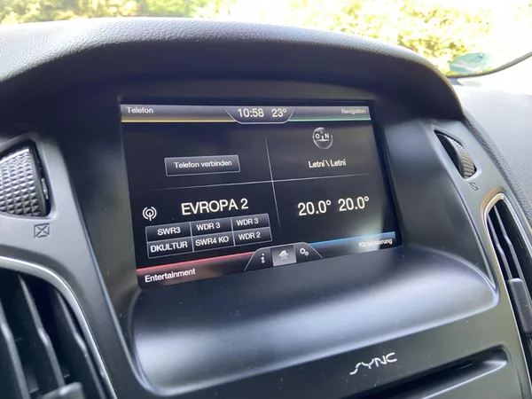 Ford Focus 1.0 Ecoboost 92kw - foto 26