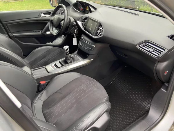 Peugeot 308 2.0Hdi 110kw - foto 19