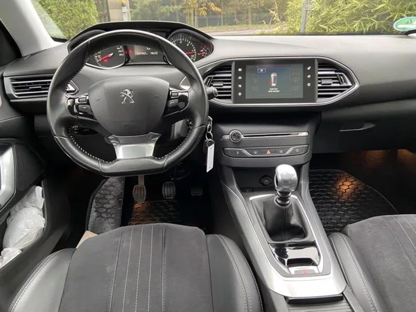 Peugeot 308 2.0Hdi 110kw - foto 21