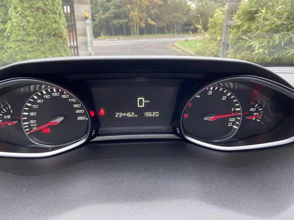 Peugeot 308 2.0Hdi 110kw - foto 25