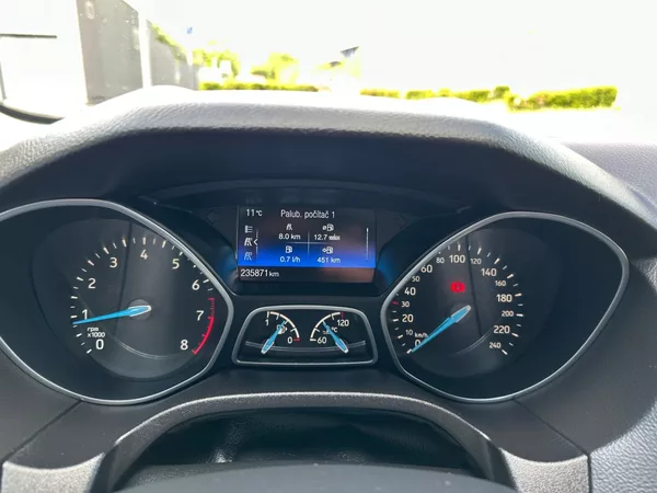 Ford Focus 1.0EcoBoost 92kw - foto 15