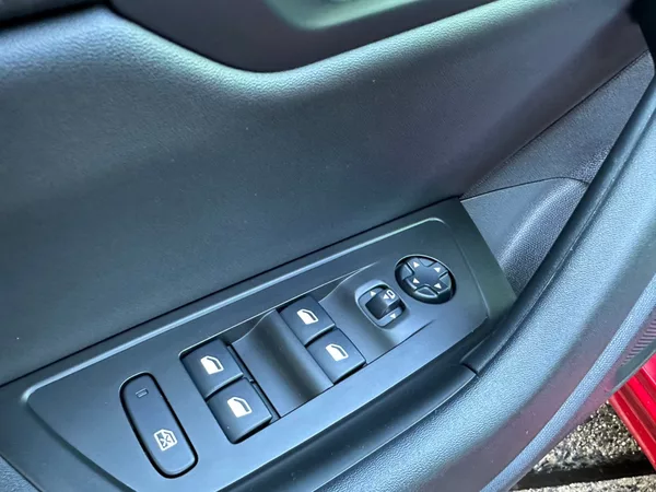 Peugeot 508 1.6 133kw Hybrid - foto 17