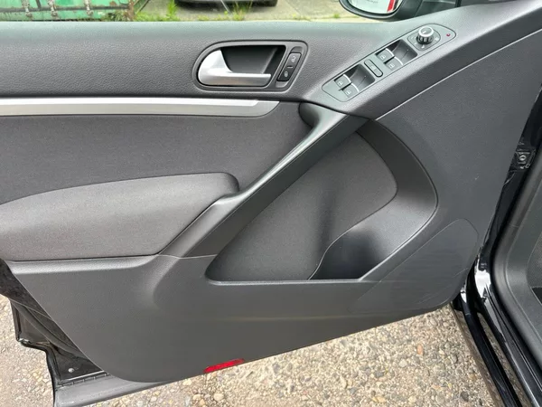 Volkswagen Tiguan 2.0TDI 4motion Sport/Style - foto 9