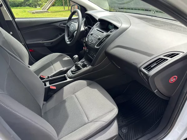Ford Focus 1.0 EcoBoost 74kw - foto 19