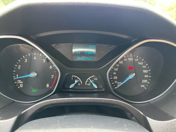 Ford Focus 1.0 EcoBoost 74kw - foto 23
