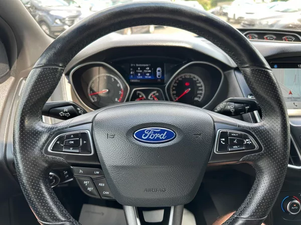 Ford Focus ST 2,0Turbo 184kw - foto 19
