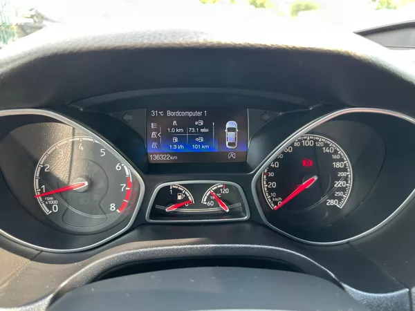 Ford Focus ST 2,0Turbo 184kw - foto 20