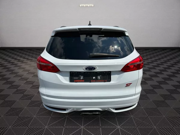 Ford Focus ST 2,0Turbo 184kw - foto 6