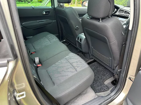 Peugeot 3008 1.6Thp 115kw - foto 15