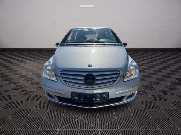 Mercedes-Benz Třídy B 1.7i 85kw - foto 2