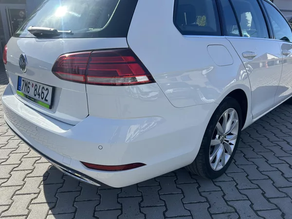 Volkswagen Golf Variant 2,0TDi Highline NAVI LEDMATRIX - foto 10