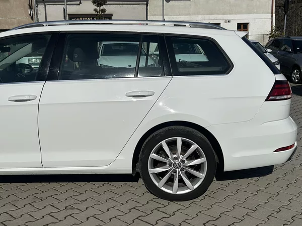 Volkswagen Golf Variant 2,0TDi Highline NAVI LEDMATRIX - foto 13