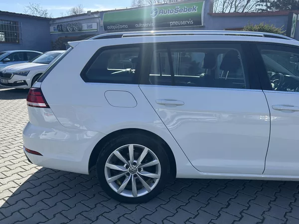 Volkswagen Golf Variant 2,0TDi Highline NAVI LEDMATRIX - foto 16