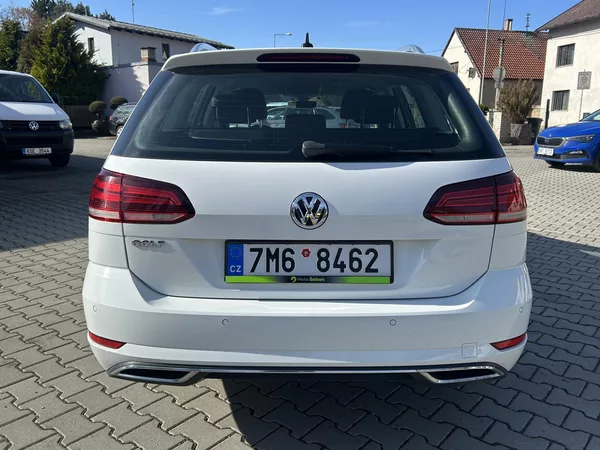 Volkswagen Golf Variant 2,0TDi Highline NAVI LEDMATRIX - foto 22