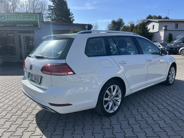 Volkswagen Golf Variant 2,0TDi Highline NAVI LEDMATRIX - foto 3